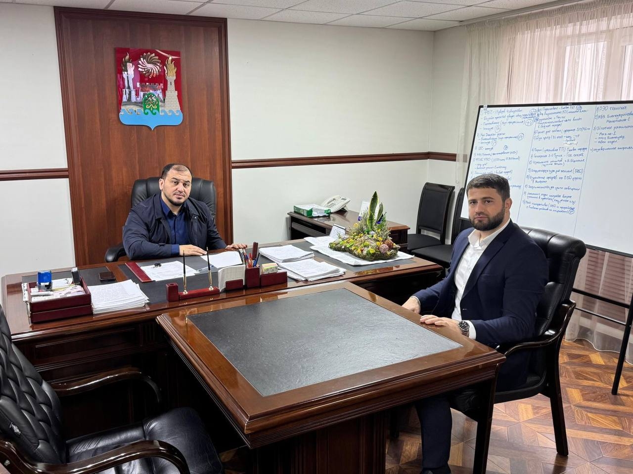 Наставничество на практике: Расим Гарунов принимает участие в жизни столичной администрации